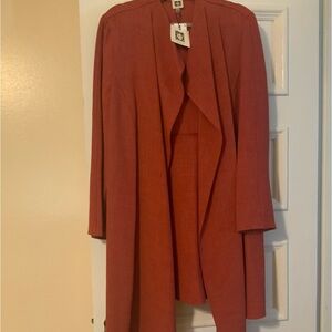 NWT ANNE KLEIN woman’s light coat.  Size 2X.